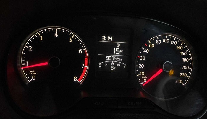 2015 Volkswagen Vento HIGHLINE 1.6 MPI, Petrol, Manual, 96,743 km, Odometer Image