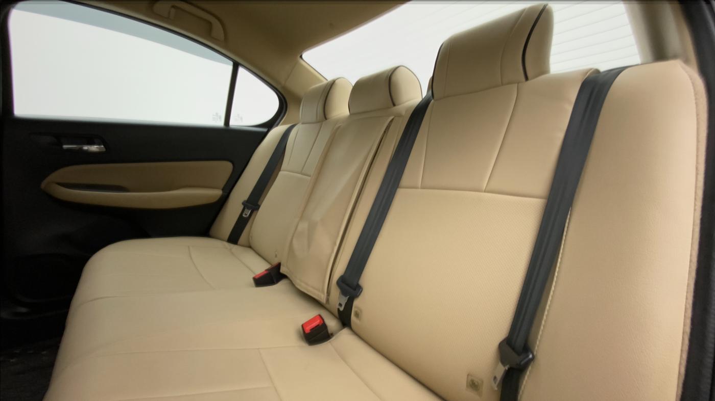 2021 Honda City 1.5L I-VTEC V MT 5TH GEN, Petrol, Manual, 16,585 km, Right Side Rear Door Cabin