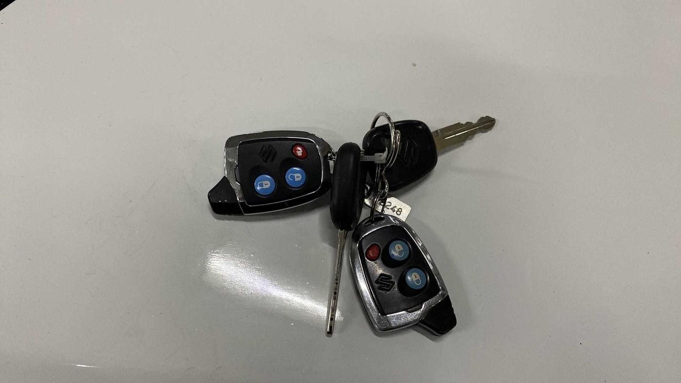 2019 Maruti Alto LXI, Petrol, Manual, 39,483 km, Key Close Up