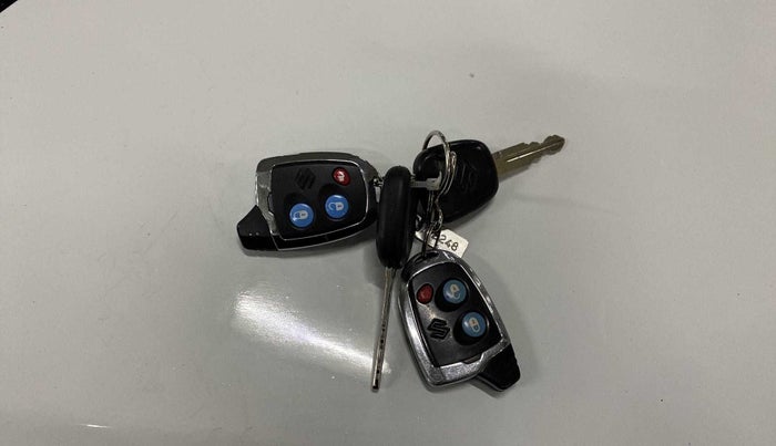 2019 Maruti Alto LXI, Petrol, Manual, 39,483 km, Key Close Up