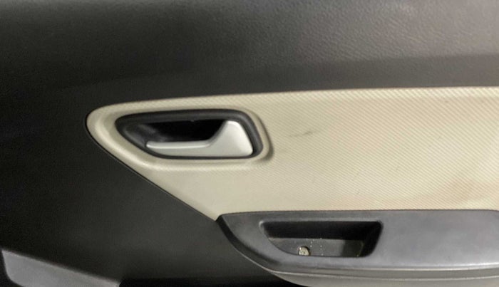 2019 Maruti Alto LXI, Petrol, Manual, 39,483 km, Driver Side Door Panels Control