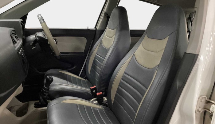 2019 Maruti Alto LXI, Petrol, Manual, 39,483 km, Right Side Front Door Cabin