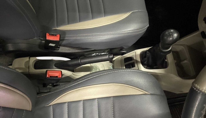 2019 Maruti Alto LXI, Petrol, Manual, 39,483 km, Gear Lever