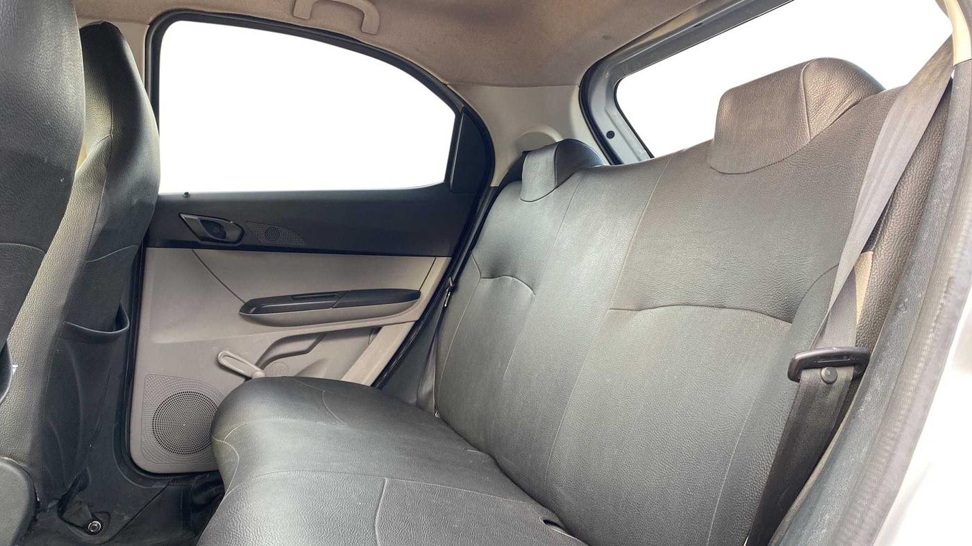 2019 Tata Tiago XE PETROL, Petrol, Manual, 19,111 km, Right Side Rear Door Cabin