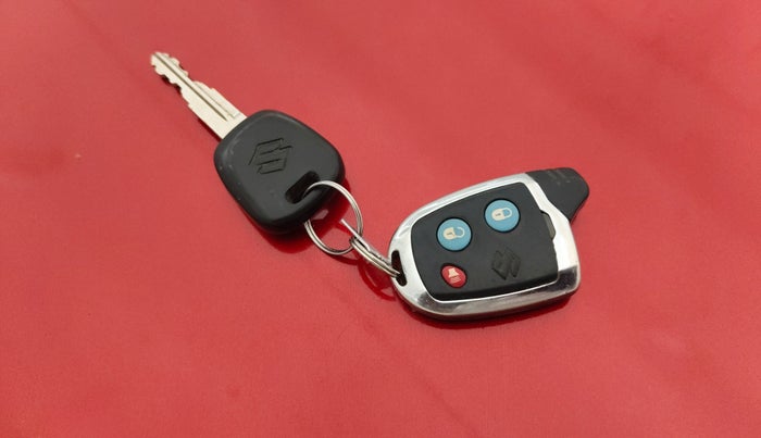 2015 Maruti Celerio VXI, Petrol, Manual, 37,878 km, Key Close Up