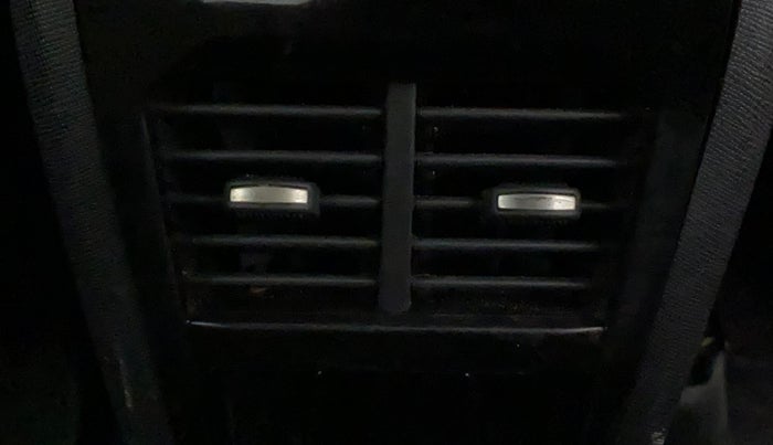 2022 Tata NEXON XZ PLUS (PREMIUM) KAZIRANGA PETROL, Petrol, Manual, 23,025 km, Rear AC Vents