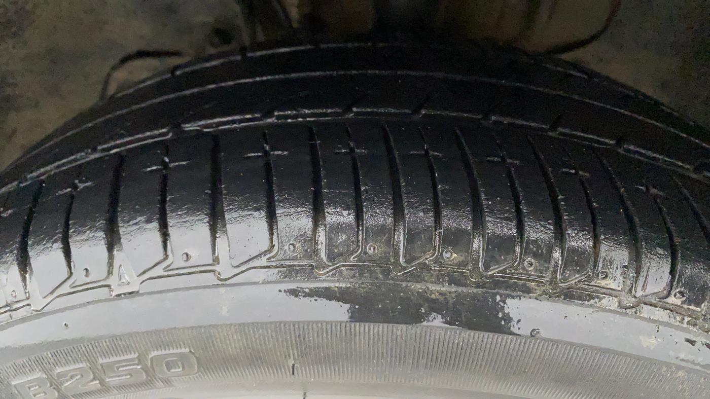 2019 Tata TIGOR XZ PLUS PETROL, Petrol, Manual, 27,395 km, Left Front Tyre Tread