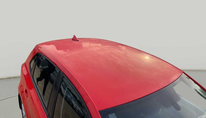 2016 Volkswagen Polo HIGHLINE1.2L, CNG, Manual, 77,808 km, Roof