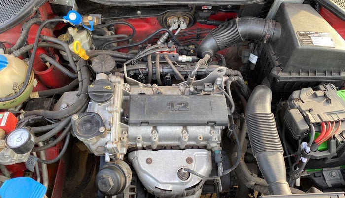 2016 Volkswagen Polo HIGHLINE1.2L, CNG, Manual, 77,808 km, Open Bonet