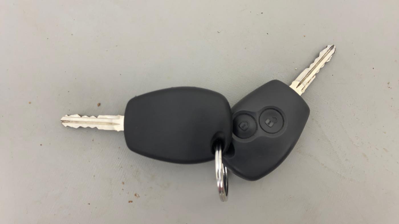 2019 Nissan Kicks XV 1.5, Petrol, Manual, 68,147 km, Key Close Up