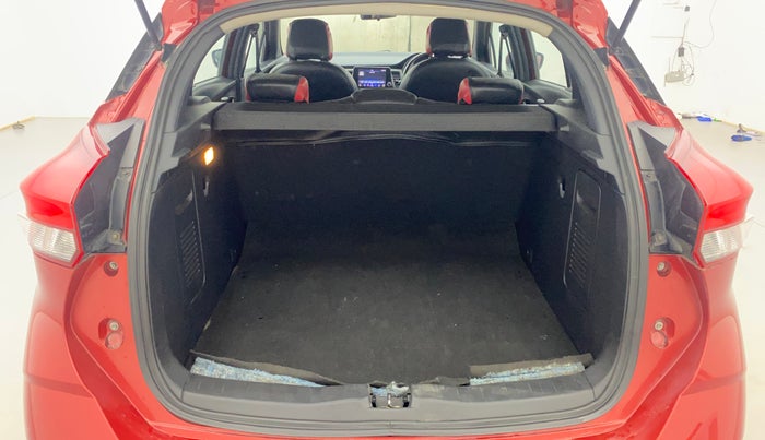 2019 Nissan Kicks XV 1.5, Petrol, Manual, 68,147 km, Boot Inside