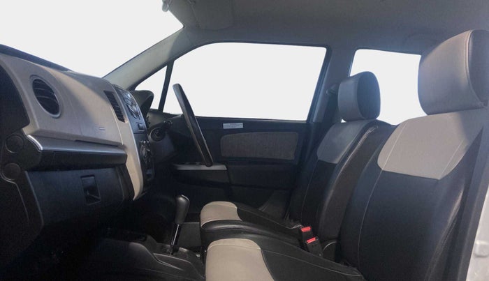 2016 Maruti Wagon R 1.0 VXI AMT, Petrol, Automatic, 96,506 km, Right Side Front Door Cabin