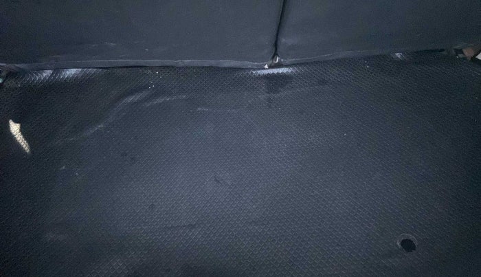 2016 Maruti Wagon R 1.0 VXI AMT, Petrol, Automatic, 96,506 km, Boot Inside