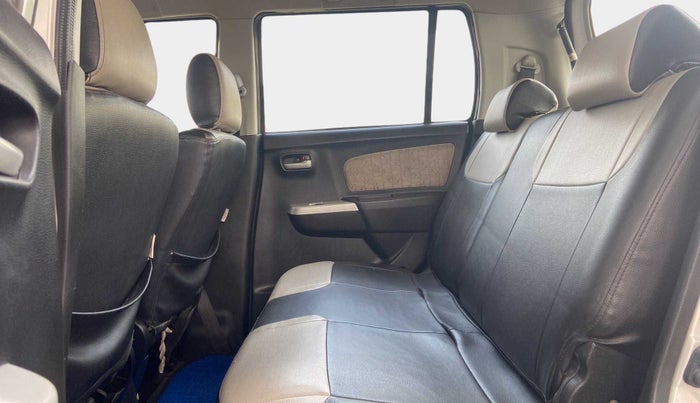 2016 Maruti Wagon R 1.0 VXI AMT, Petrol, Automatic, 96,506 km, Right Side Rear Door Cabin