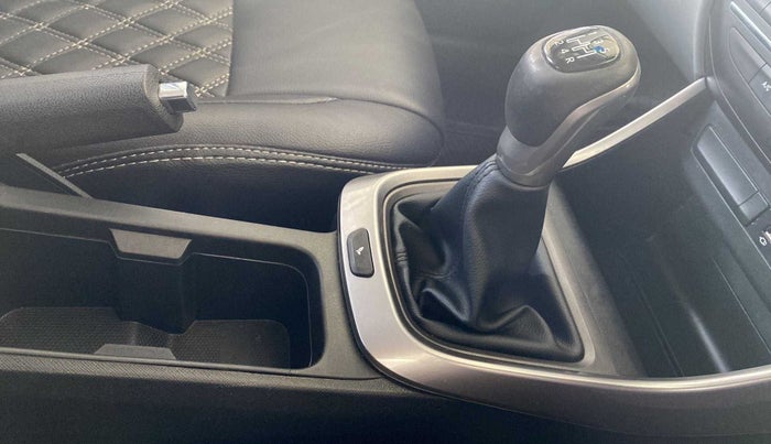 2020 Tata ALTROZ XZ PETROL, Petrol, Manual, 29,964 km, Gear Lever