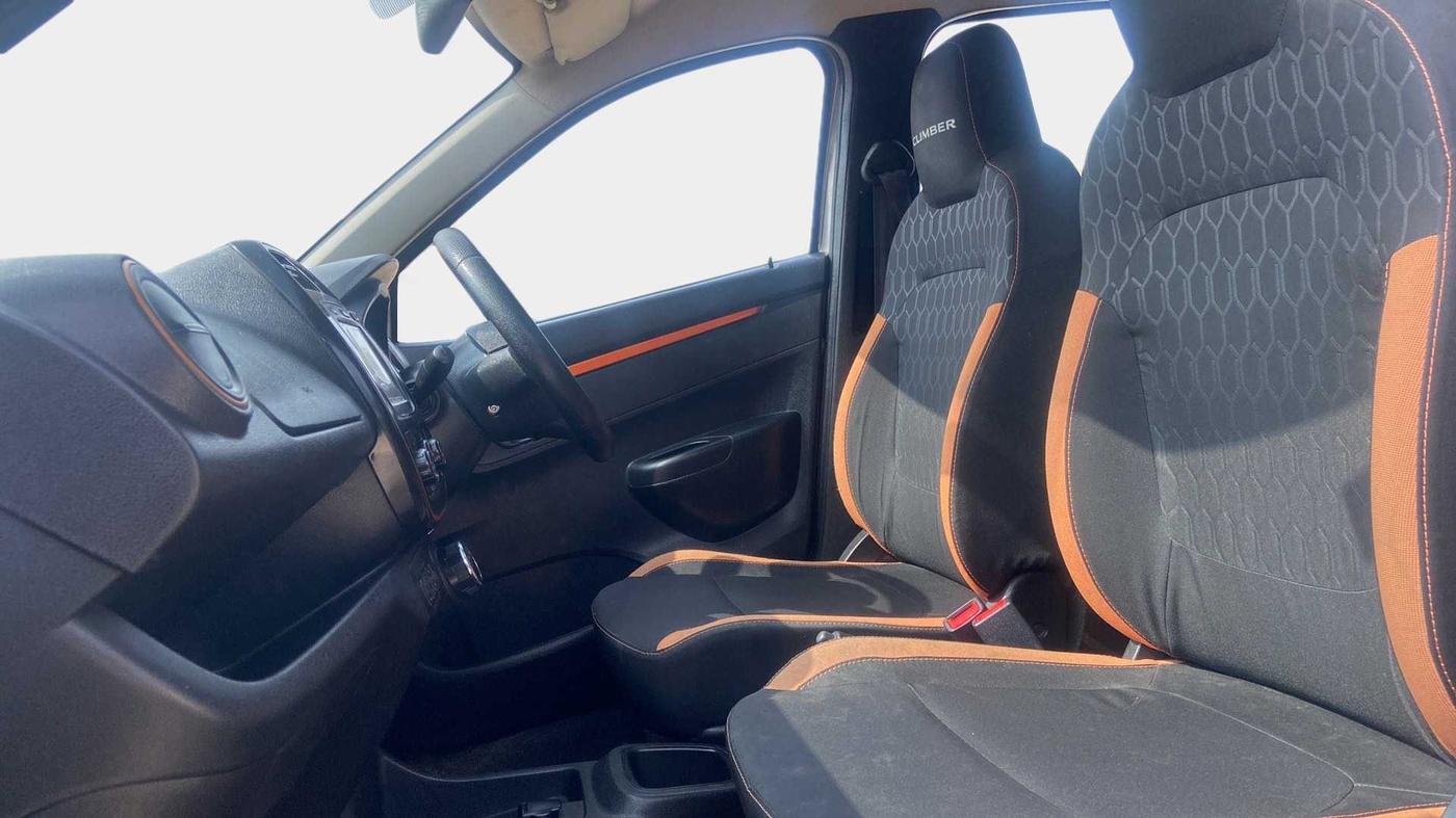 2018 Renault Kwid CLIMBER 1.0 AMT, Petrol, Automatic, 19,755 km, Right Side Front Door Cabin