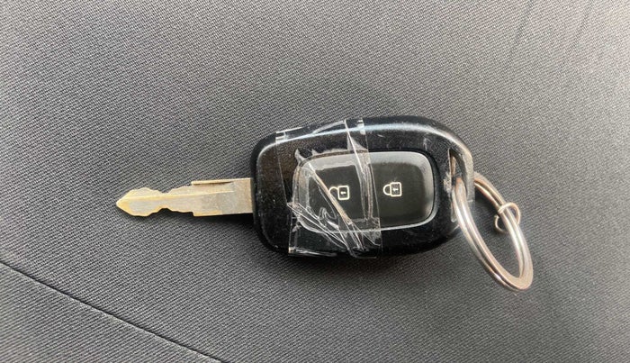 2018 Renault Kwid CLIMBER 1.0 AMT, Petrol, Automatic, 19,755 km, Key Close Up