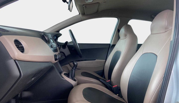 2018 Hyundai Xcent S 1.2, Petrol, Manual, 1,18,750 km, Right Side Front Door Cabin