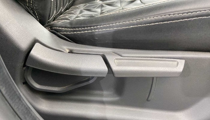 2022 Hyundai GRAND I10 NIOS SPORTZ 1.2 KAPPA VTVT CNG, CNG, Manual, 23,040 km, Driver Side Adjustment Panel