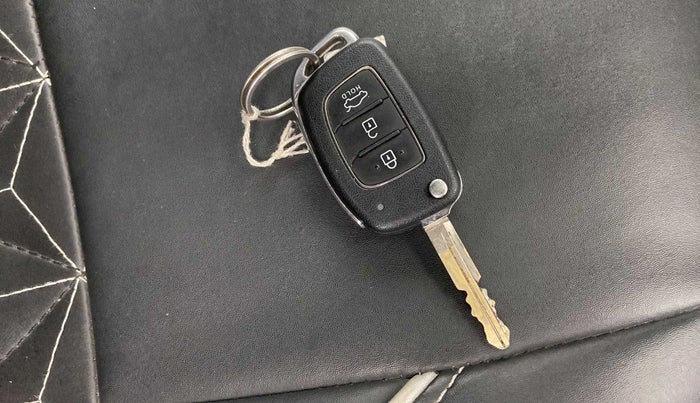 2022 Hyundai GRAND I10 NIOS SPORTZ 1.2 KAPPA VTVT CNG, CNG, Manual, 23,040 km, Key Close Up