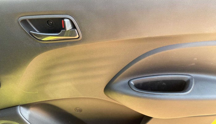 2019 Hyundai NEW SANTRO SPORTZ AMT, Petrol, Automatic, 39,675 km, Driver Side Door Panels Control