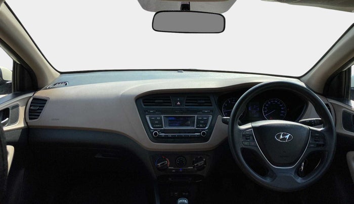 2016 Hyundai Elite i20 MAGNA 1.2, Petrol, Manual, 18,656 km, Dashboard