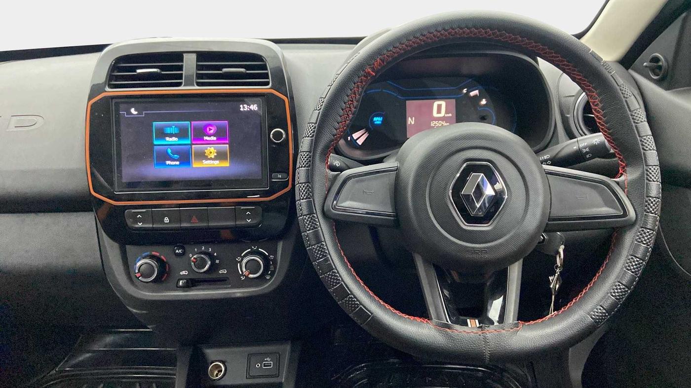 2020 Renault Kwid CLIMBER 1.0 AMT (O), Petrol, Automatic, 12,503 km, Steering Wheel Close Up