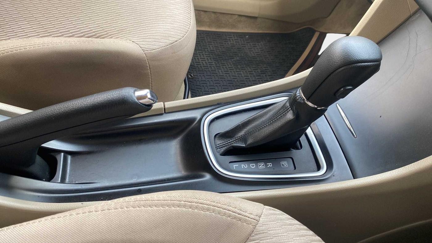 2019 Maruti Ciaz DELTA AT 1.5 SHVS PETROL, Petrol, Automatic, 23,847 km, Gear Lever
