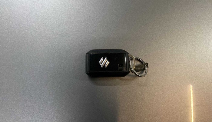 2021 Maruti Baleno ZETA PETROL 1.2, Petrol, Manual, 10,223 km, Key Close Up