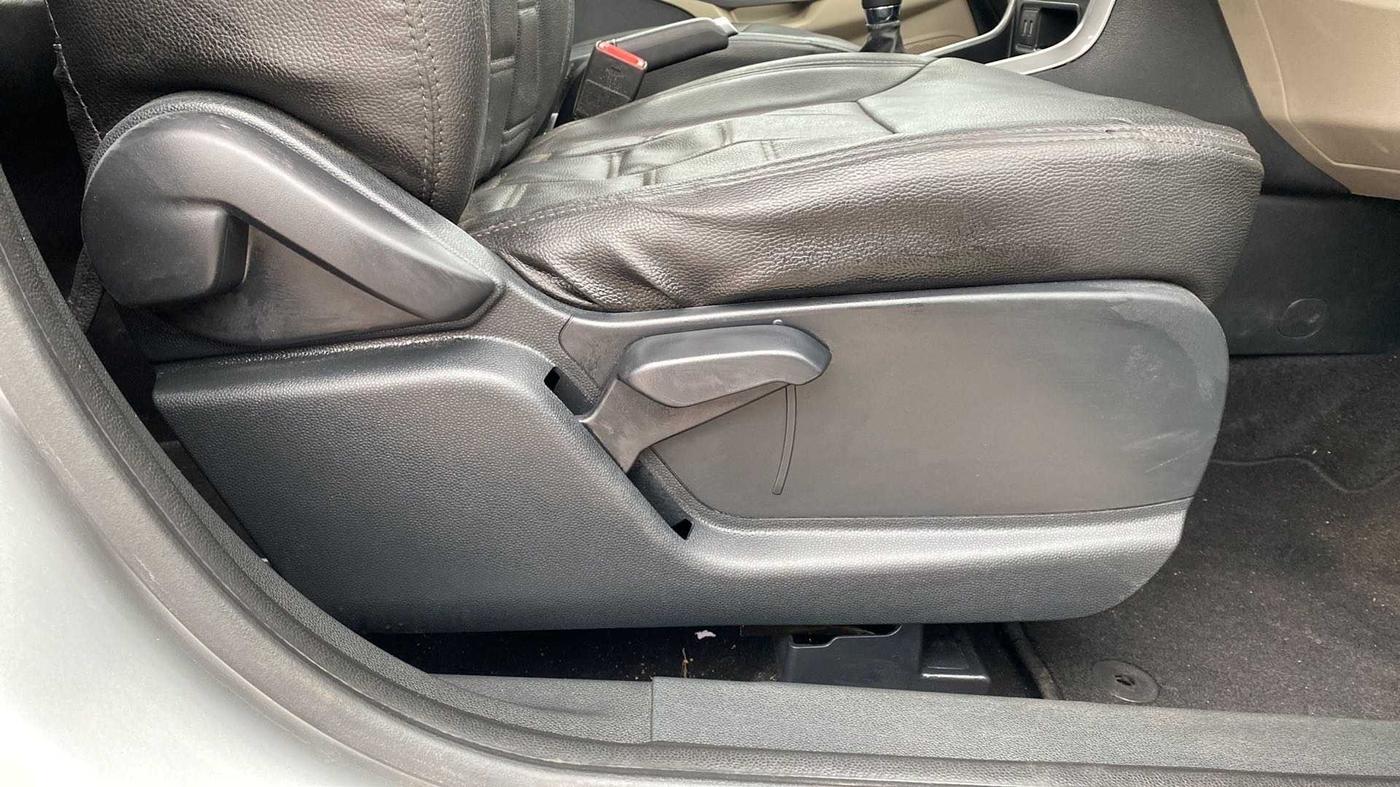 2020 Ford Ecosport TITANIUM 1.5L DIESEL, Diesel, Manual, 10,242 km, Driver Side Adjustment Panel