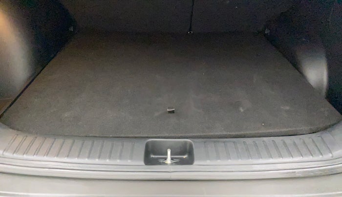 2021 Hyundai Creta SX (O) IVT 1.5 PETROL, Petrol, Automatic, 17,806 km, Boot Inside