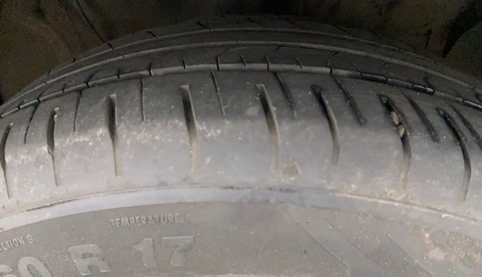 2021 Hyundai Creta SX (O) IVT 1.5 PETROL, Petrol, Automatic, 17,806 km, Right Front Tyre Tread