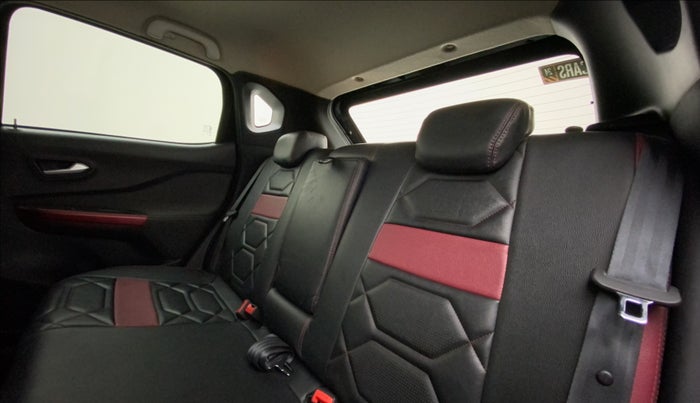 2022 Nissan MAGNITE XV RED EDITION, Petrol, Manual, 11,991 km, Right Side Rear Door Cabin