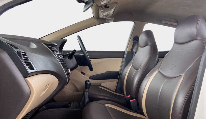 2018 Hyundai Eon ERA +, Petrol, Manual, 43,802 km, Right Side Front Door Cabin