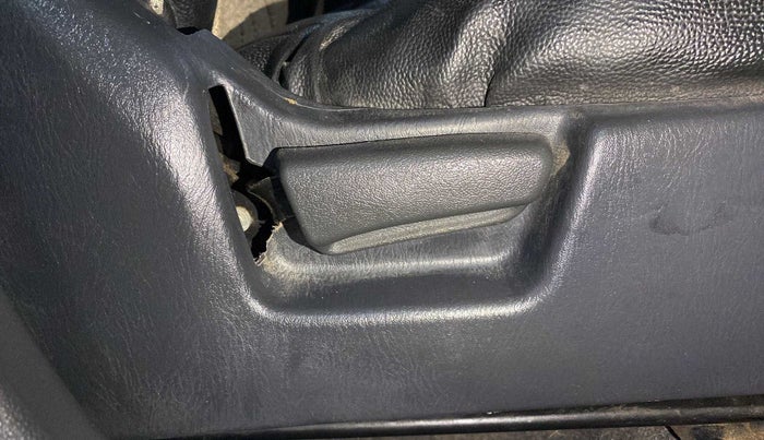 2017 Maruti Alto K10 VXI, Petrol, Manual, 15,539 km, Driver Side Adjustment Panel