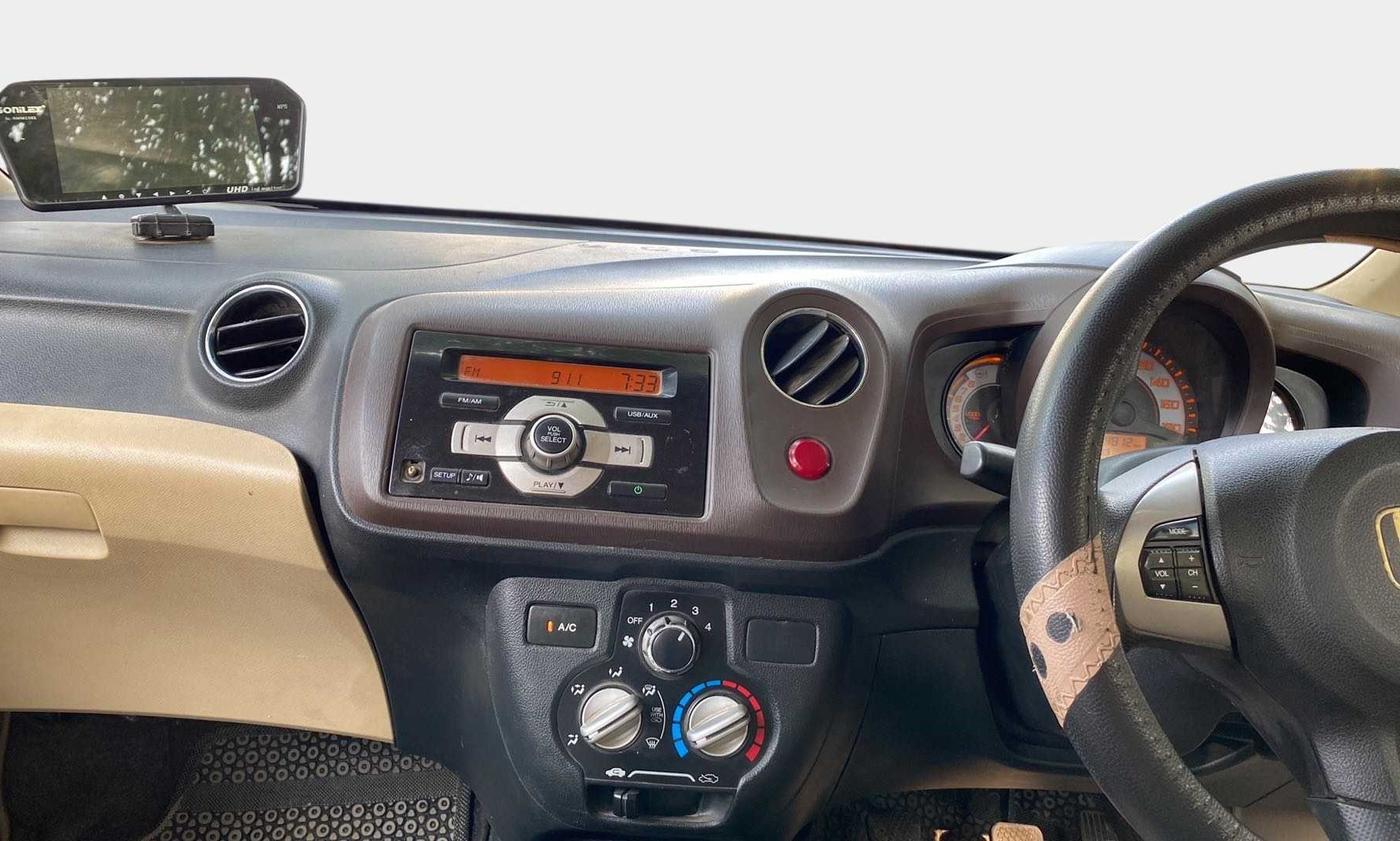 2013 Honda Brio S MT, Petrol, Manual, 64,759 km, Air Conditioner
