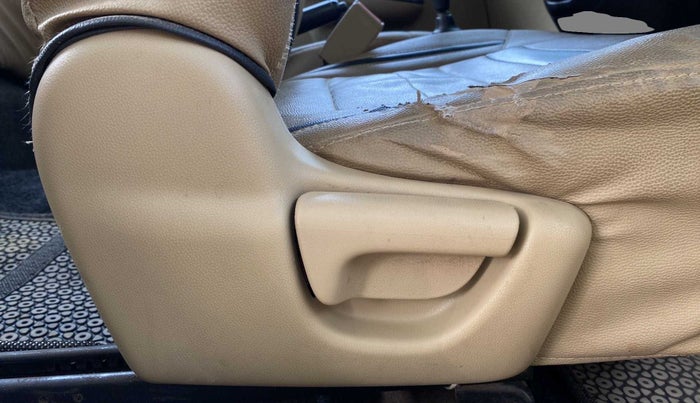 2013 Honda Brio S MT, Petrol, Manual, 64,759 km, Driver Side Adjustment Panel