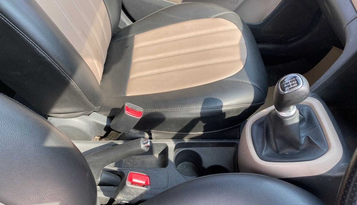 2018 Hyundai Grand i10 SPORTZ 1.2 KAPPA VTVT, Petrol, Manual, 34,331 km, Gear Lever