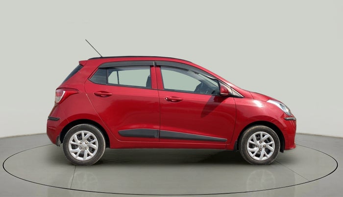 2018 Hyundai Grand i10 SPORTZ 1.2 KAPPA VTVT, Petrol, Manual, 34,331 km, Right Side View