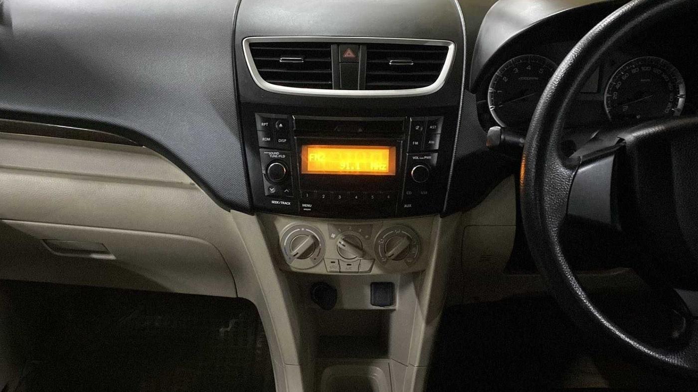 2016 Maruti Swift Dzire VXI, Petrol, Manual, 47,357 km, Air Conditioner