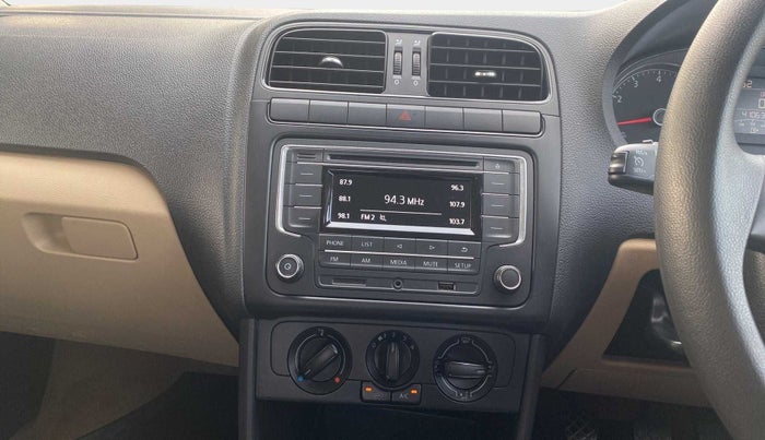 2017 Volkswagen Ameo COMFORTLINE 1.2L, Petrol, Manual, 41,046 km, Air Conditioner