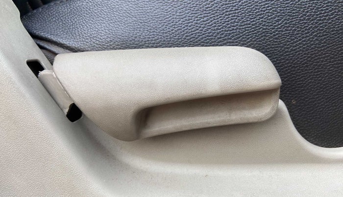 2014 Maruti Celerio VXI AMT, Petrol, Automatic, 81,988 km, Driver Side Adjustment Panel