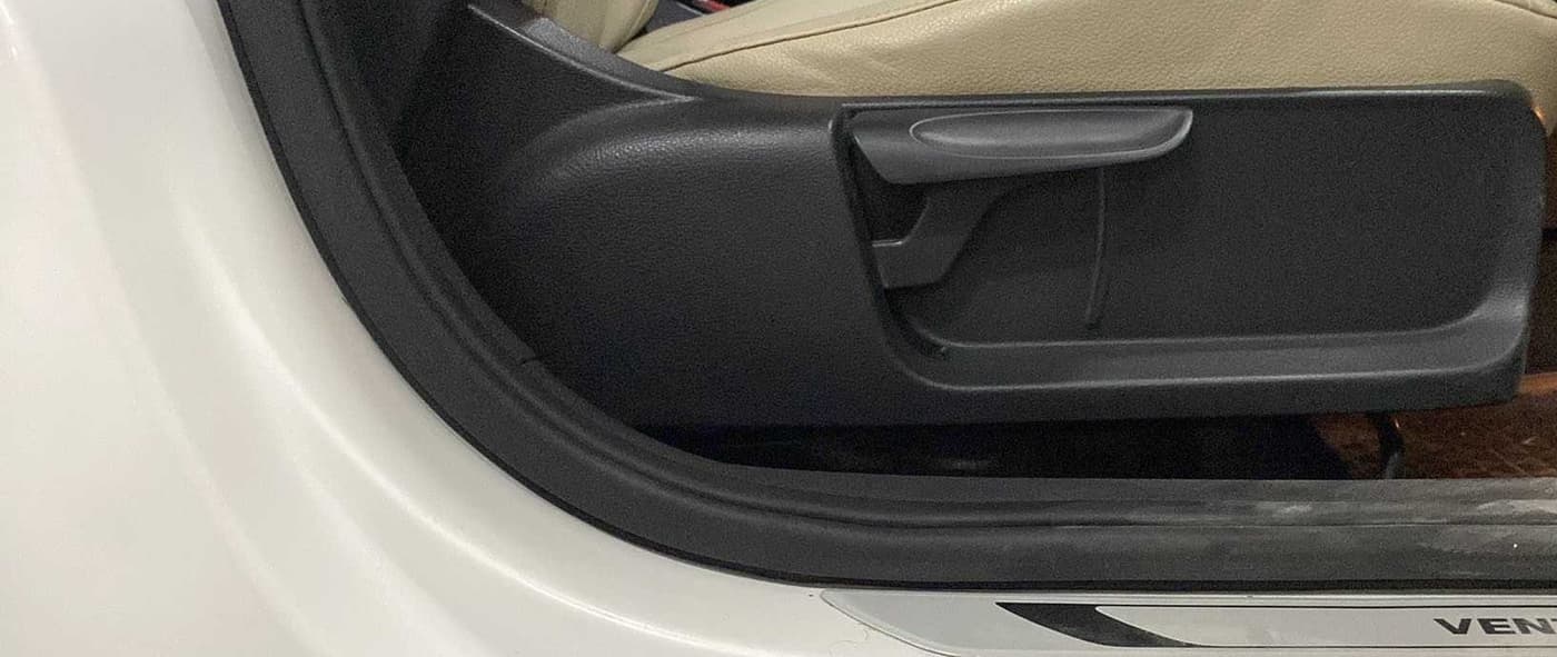 2019 Volkswagen Vento HIGHLINE PETROL AT, Petrol, Automatic, 49,705 km, Driver Side Adjustment Panel