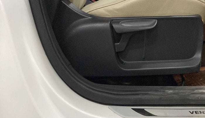 2019 Volkswagen Vento HIGHLINE PETROL AT, Petrol, Automatic, 49,705 km, Driver Side Adjustment Panel