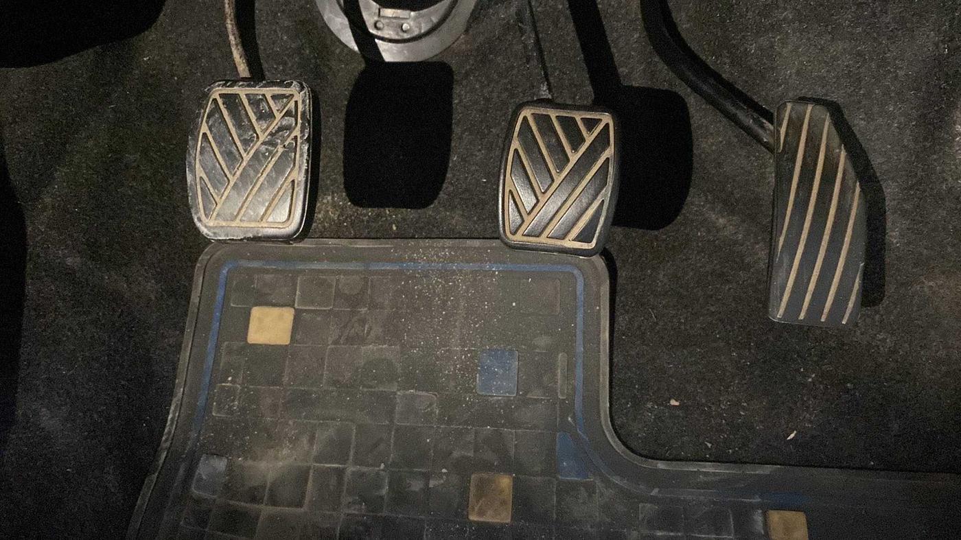 2014 Maruti Wagon R Stingray VXI, CNG, Manual, 74,364 km, Pedals