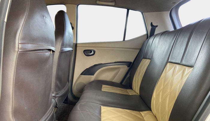 2015 Hyundai i10 SPORTZ 1.1, Petrol, Manual, 42,638 km, Right Side Rear Door Cabin