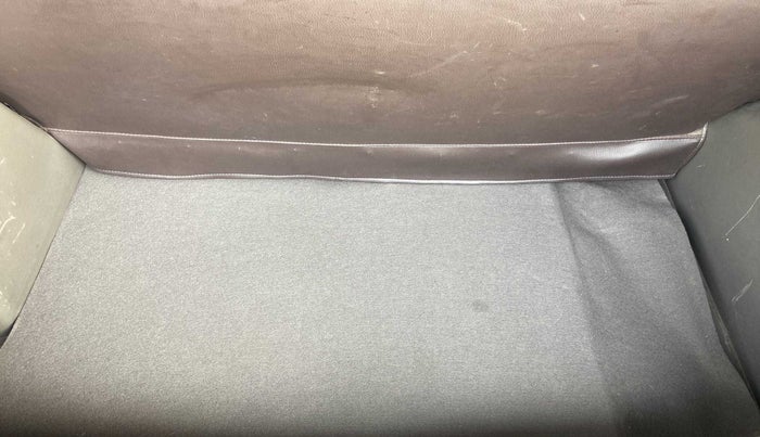 2015 Hyundai i10 SPORTZ 1.1, Petrol, Manual, 42,638 km, Boot Inside