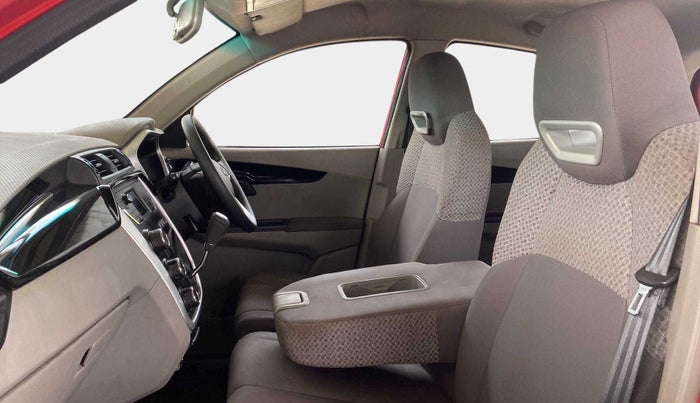 2017 Mahindra Kuv100 K8 6 STR, Petrol, Manual, 88,303 km, Right Side Front Door Cabin