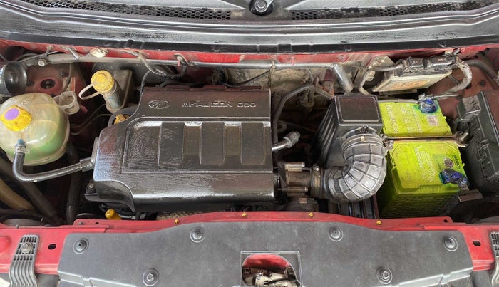 2017 Mahindra Kuv100 K8 6 STR, Petrol, Manual, 88,303 km, Open Bonet