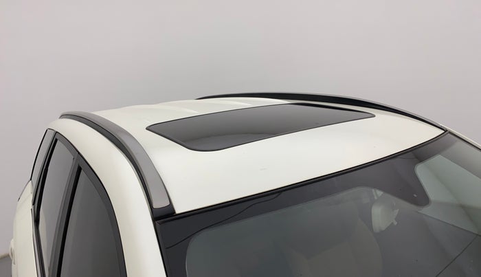 2021 Mahindra XUV500 W9, Diesel, Manual, 28,692 km, Roof
